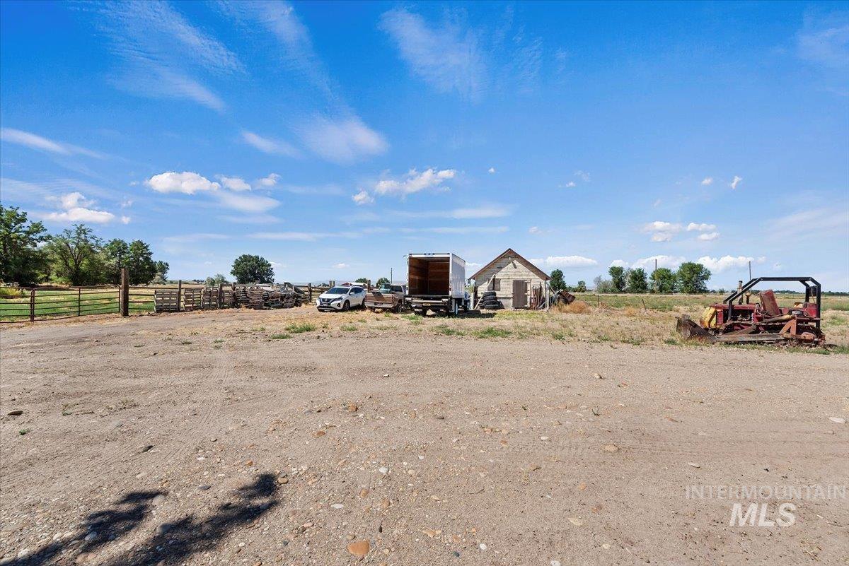 23577 Upper Pleasant Ridge Road Wilder, ID 83676 - Photo 23 of 34