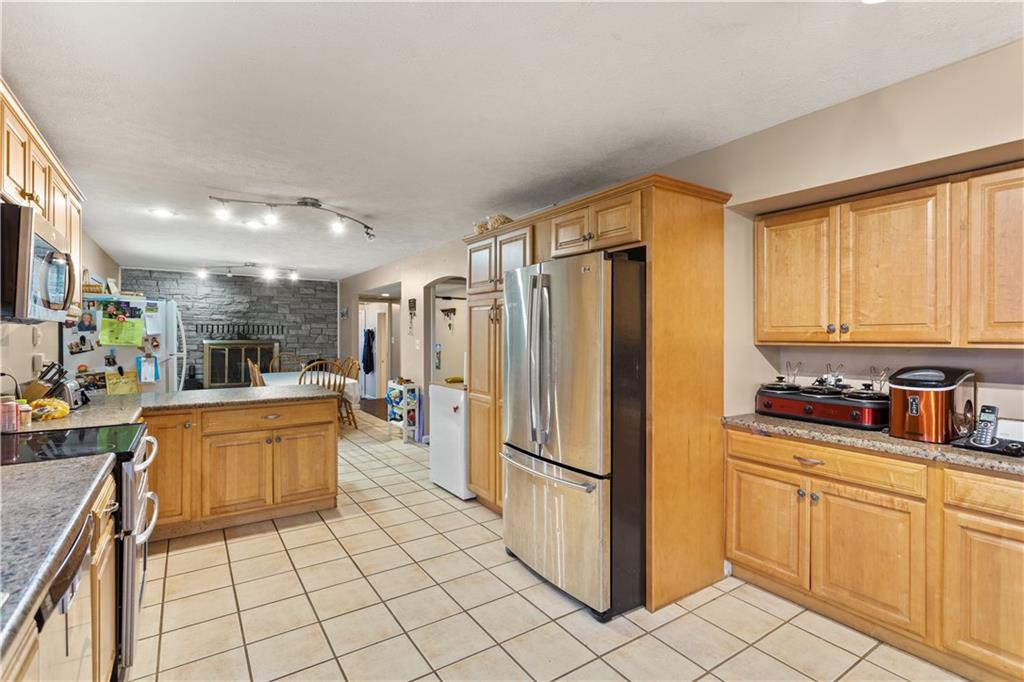 1324 Valley Road Polk, PA 16342 - Photo 12 of 25