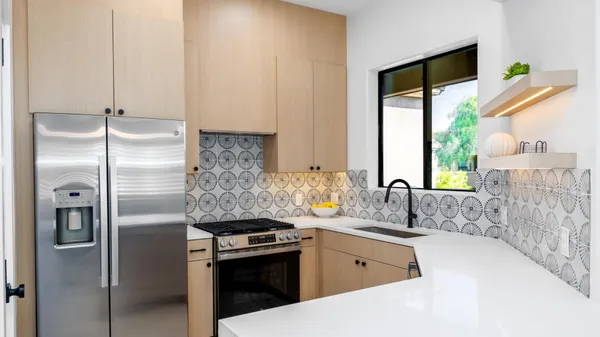 $3,700 | 7027 North Scottsdale Road, Unit 225, Paradise Valley, AZ 85253