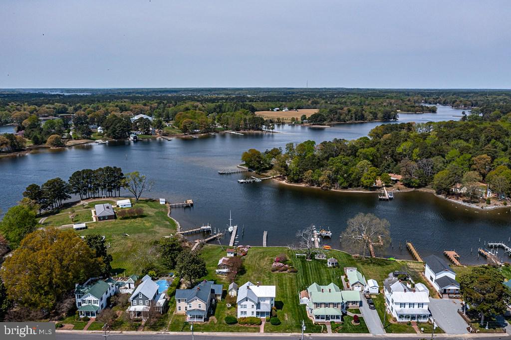 742 Main Street Reedville, VA 22539 - Photo 25 of 66 Serene waterfront community vista.