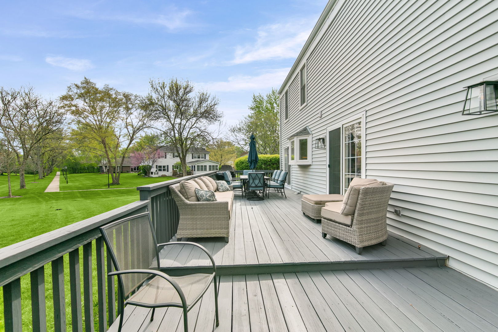 995 Georgetowne Lane Barrington, IL 60010 - Photo 24 of 27