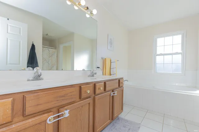 $270,000 | 3840 Collingswood Drive, Evansville, IN 47725