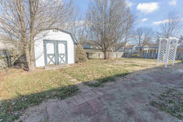 $270,000 | 3840 Collingswood Drive, Evansville, IN 47725