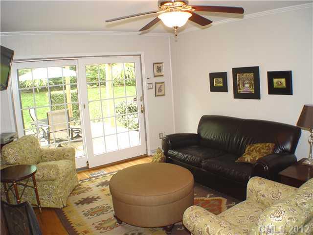 7514 Whistlestop Road, Unit ROAD Charlotte, NC 28210 - Photo 8 of 16 Gallery Image 8