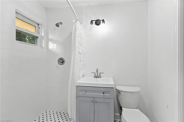 $279,900 | 160 Thacker Road, Rural Hall, NC 27045