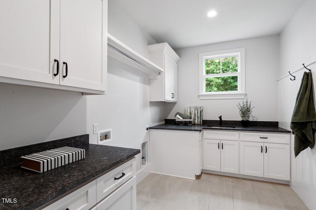 125 Lord Ashley Road Raleigh, NC 27610 - Photo 44 of 85 125 Lord Ashley Rd 2348679_43