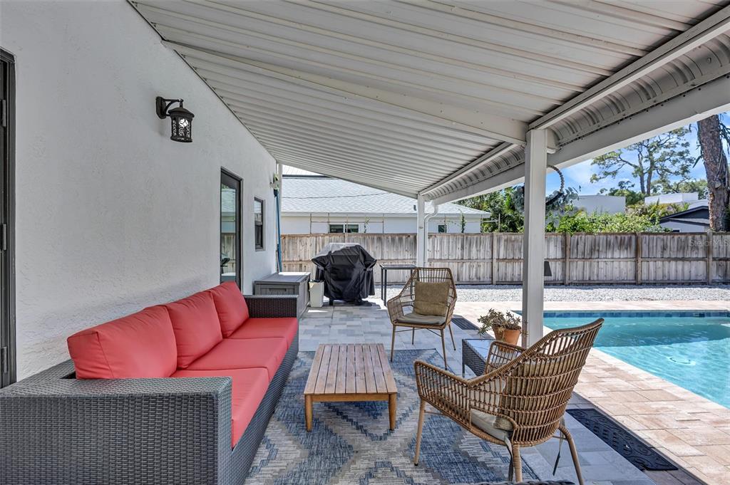 2437 Floyd Street Sarasota, FL 34239 - Photo 29 of 50
