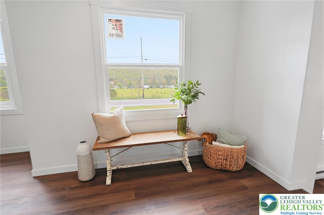 121 Ben Titus Road Tamaqua, PA 18252 - Photo 24 of 48 a living room with furniture and a potted plant