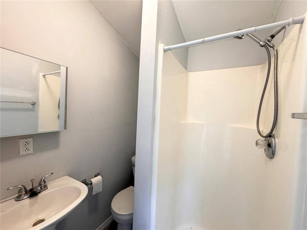 3418 Brockett Road Mims, FL 32754 - Photo 12 of 13 Gallery Image 12