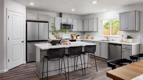 $521,490 | 13179 Enid Drive, Waterford, CA 95386