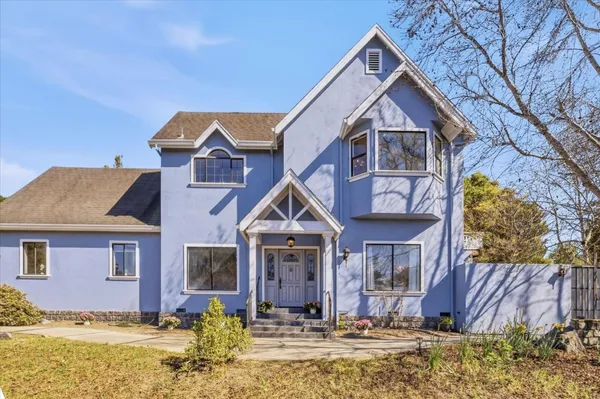 $1,398,000 | 19350 El Cerro, Aromas, CA 95004