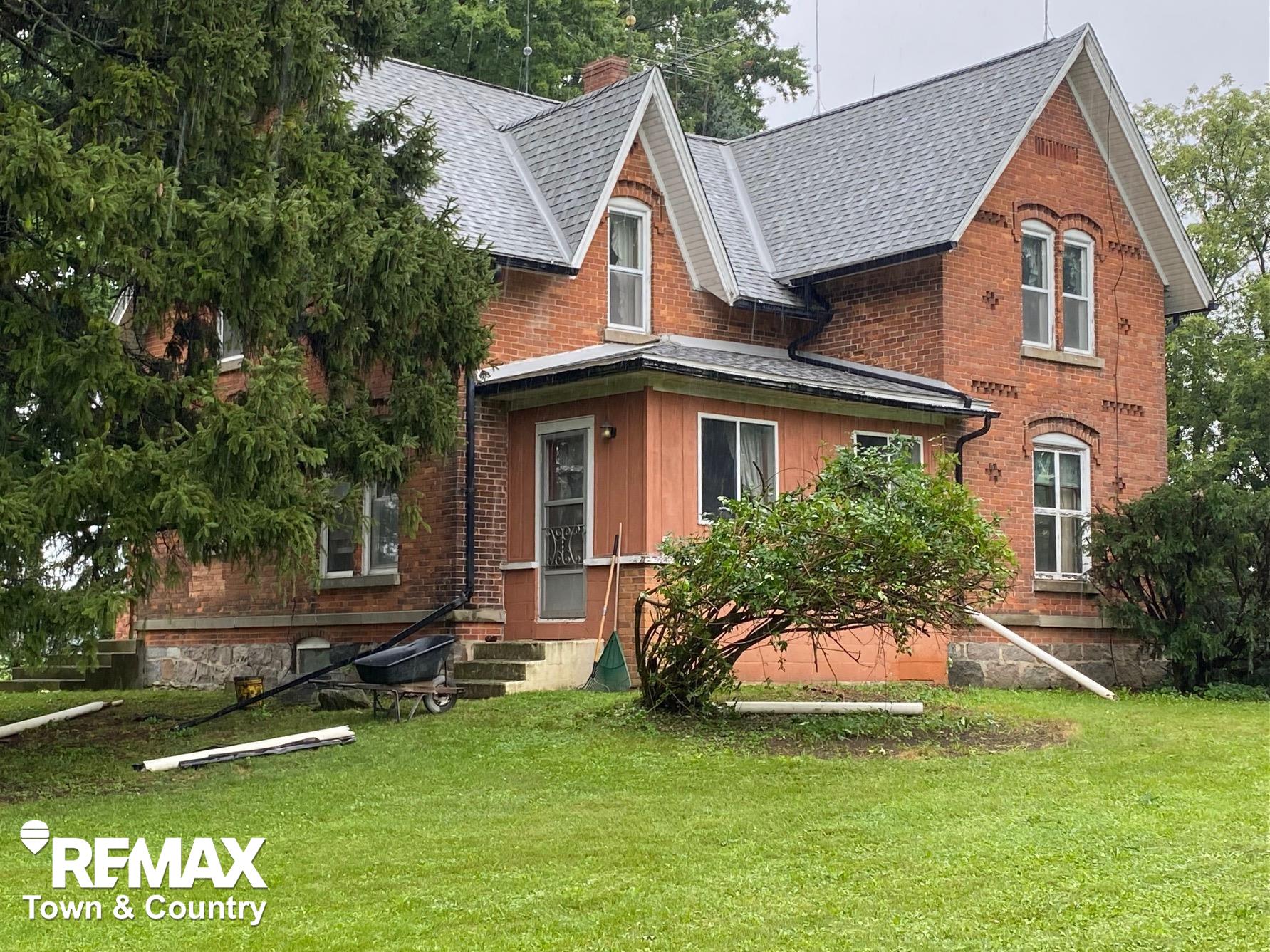 4989 Peck Road North Branch, MI 48461 - Photo 1 of 35 50151766-991c8259-e725-4816-bfaf-f7aebfefda4a.JPG