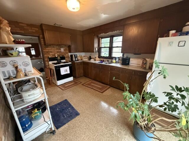 2422 21st Street Racine, WI 53403 - Photo 15 of 27 IMG_2564
