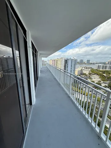 $720,000 | Sunny Isles Beach, Sunny Isles Beach, FL 33160