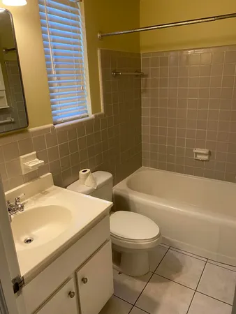 $1,975 | 1172 Surf Road, Unit A2, Singer Island, FL 33404