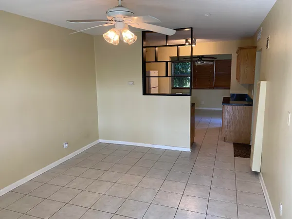 $1,975 | 1172 Surf Road, Unit A2, Singer Island, FL 33404