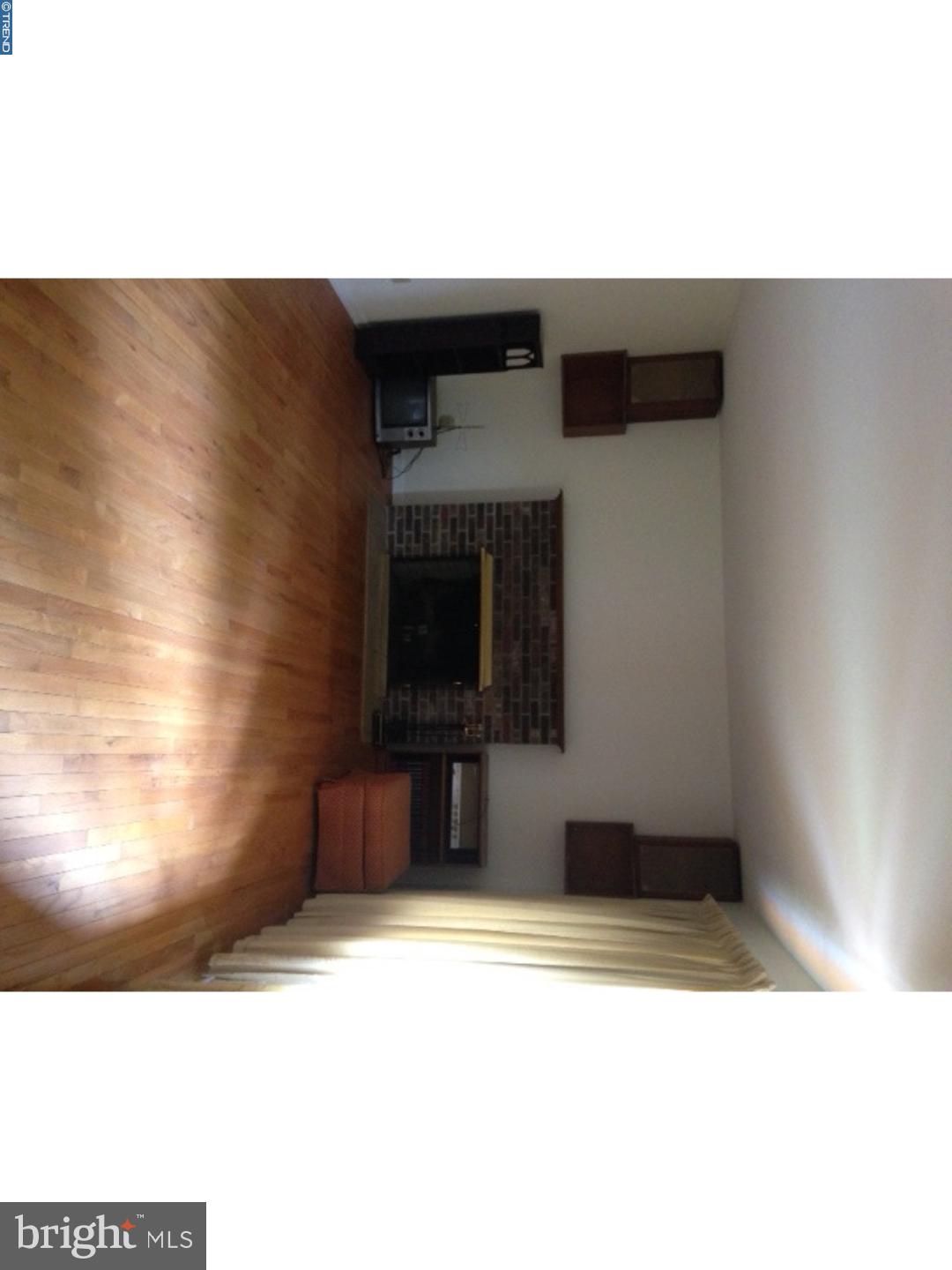 25 Hawthorne Road Reading, PA 19609 - Photo 3 of 12 Living Room