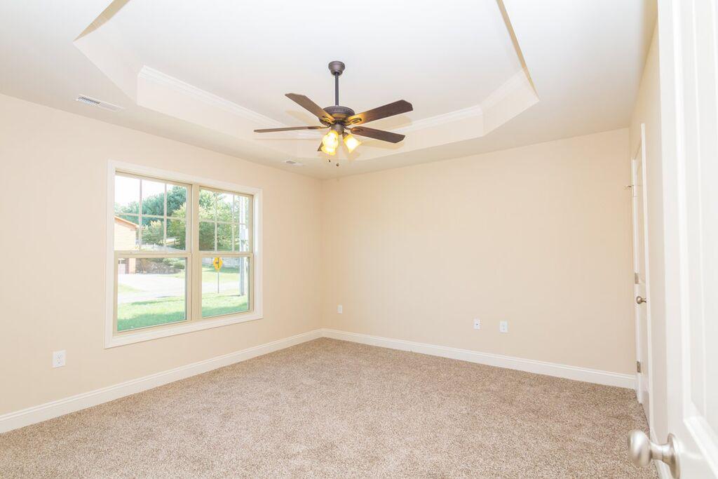 3750 Carson Road Roanoke, VA 24012 - Photo 13 of 23 LM00THdUu0Q2fhis_WSF1WjUE3zElgDX6ofeAeBu