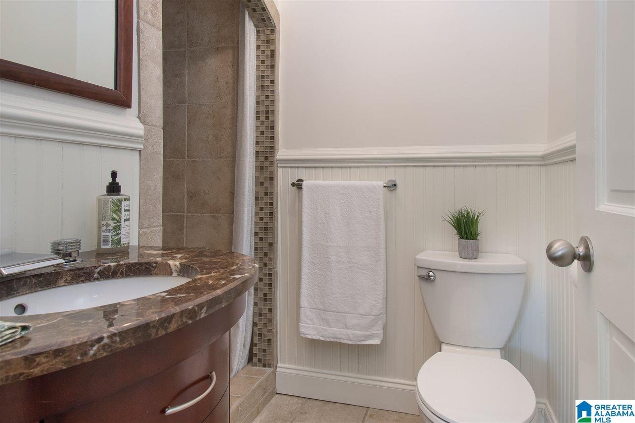 1719 Kensington Road Birmingham, AL 35209 - Photo 19 of 38