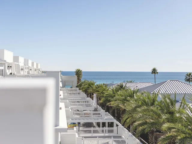 a view of a terrace with sky view