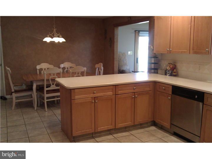 713 West Rolling Road Springfield, PA 19064 - Photo 6 of 17 Breakfast Room