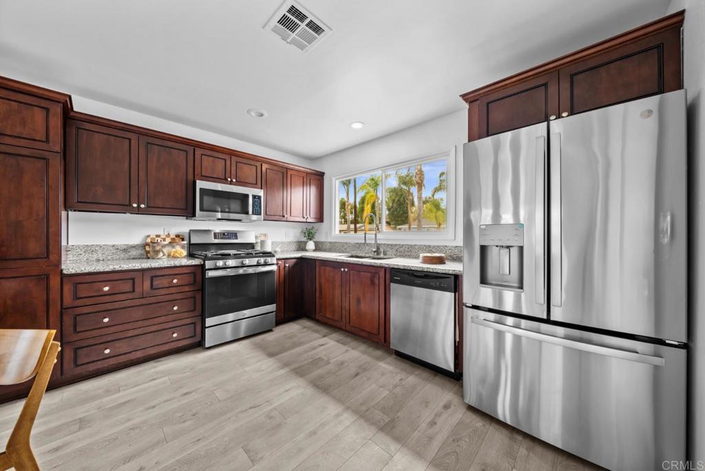 9751 Vomac Road Santee, CA 92071 - Photo 7 of 45