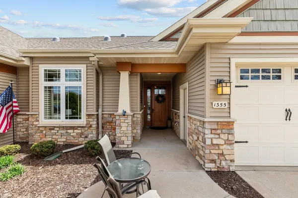 $514,900 | 1355 Prairie Lake Circle, Neenah, WI 54956