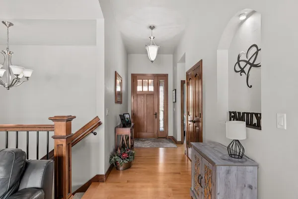 $514,900 | 1355 Prairie Lake Circle, Neenah, WI 54956