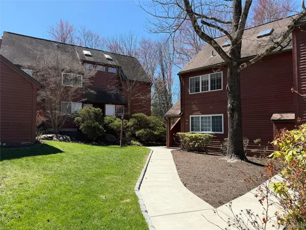 $430,000 | 702 Autumn Lane, Brewster, NY 10509