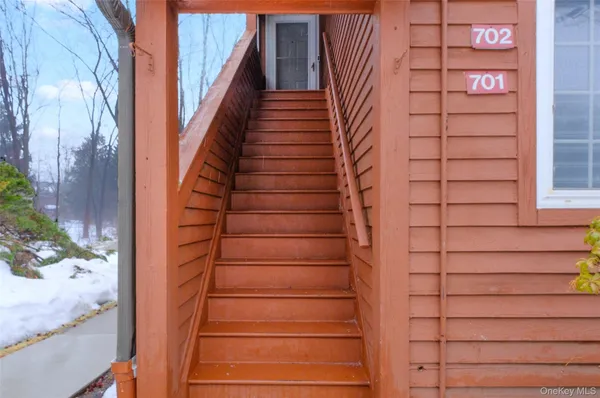 $430,000 | 702 Autumn Lane, Brewster, NY 10509