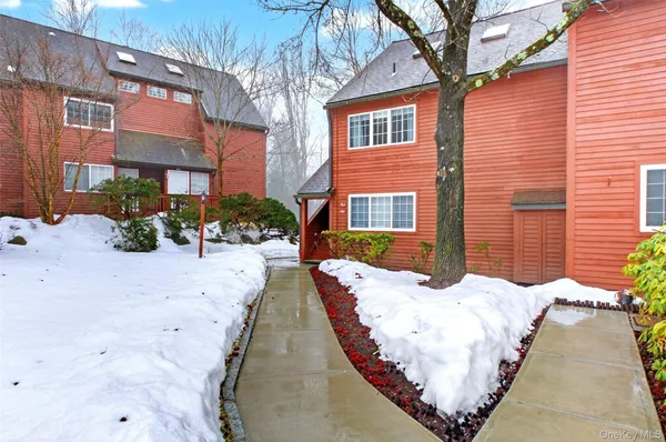 $430,000 | 702 Autumn Lane, Brewster, NY 10509