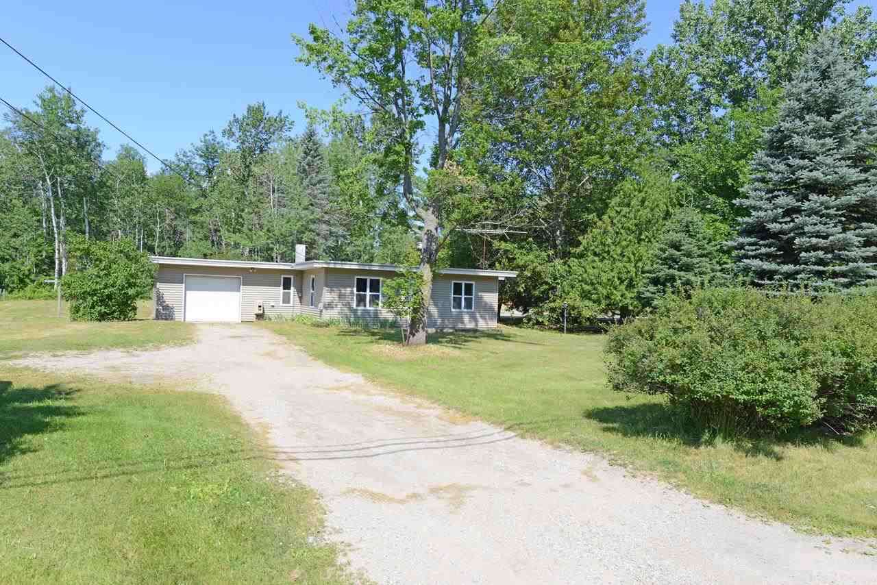 3031 North Three Mile Road Traverse City, MI 49686 - Photo 2 of 19 1788561-1.JPG