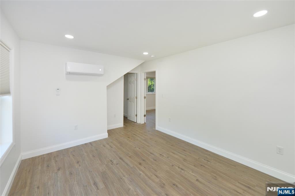 385 Goffle Road, Unit 2 Ridgewood, NJ 07450 - Photo 10 of 11