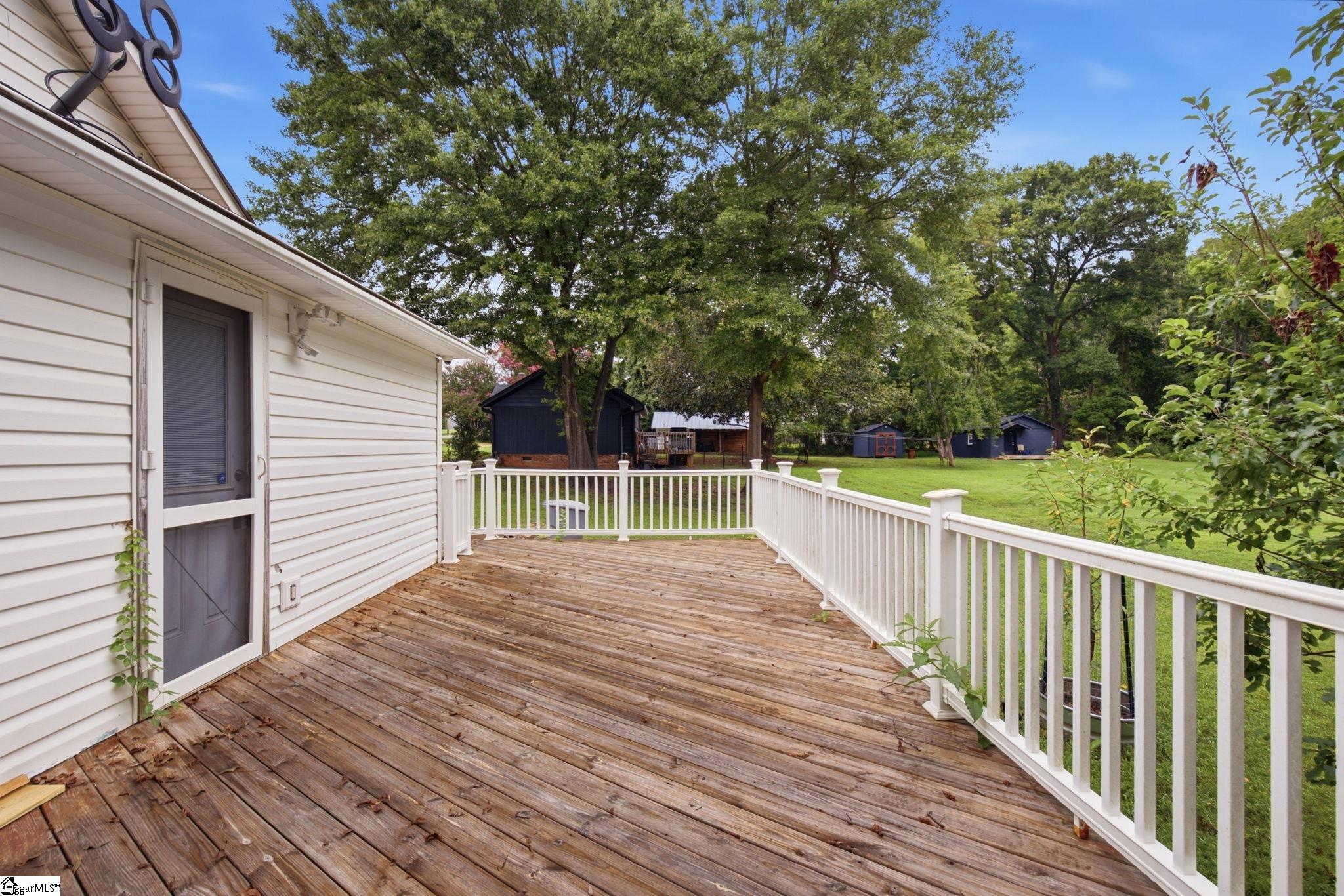 403 Faulkner Street Clover, SC 29710 - Photo 5 of 35