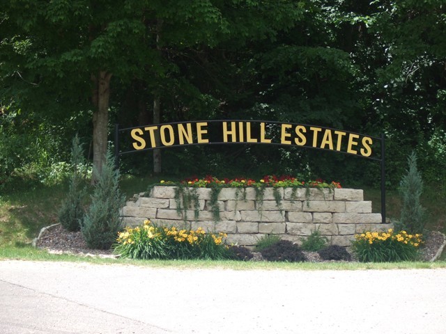 Lot 9 Stonehill Road La Crosse, WI 54601 - Photo 1 of 1 Stone HIll Estates Entrance