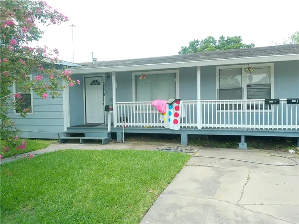 $1,150 | 2701 Nemec Street, Unit 2, Corpus Christi, TX 78415
