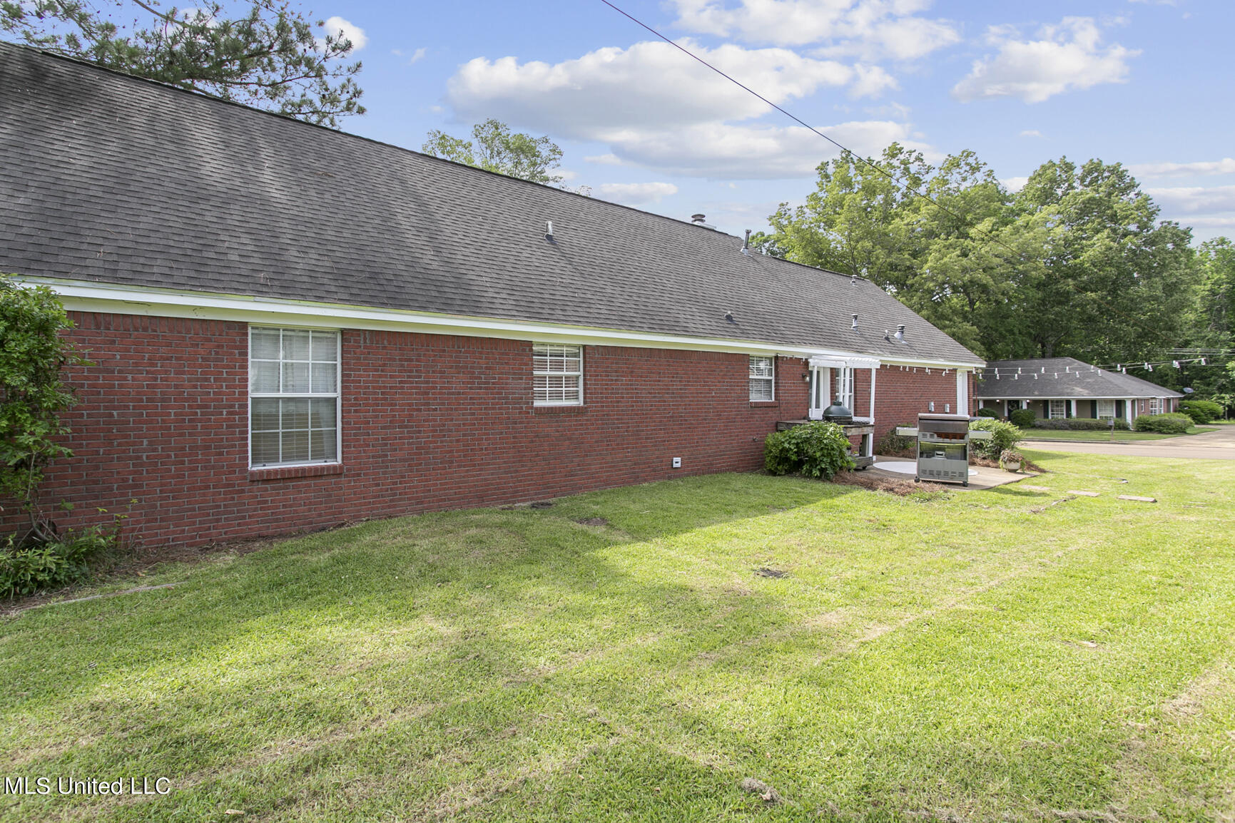 218 Azalea Circle Madison, MS 39110 - Photo 23 of 25 218 Azalea Cir final-27