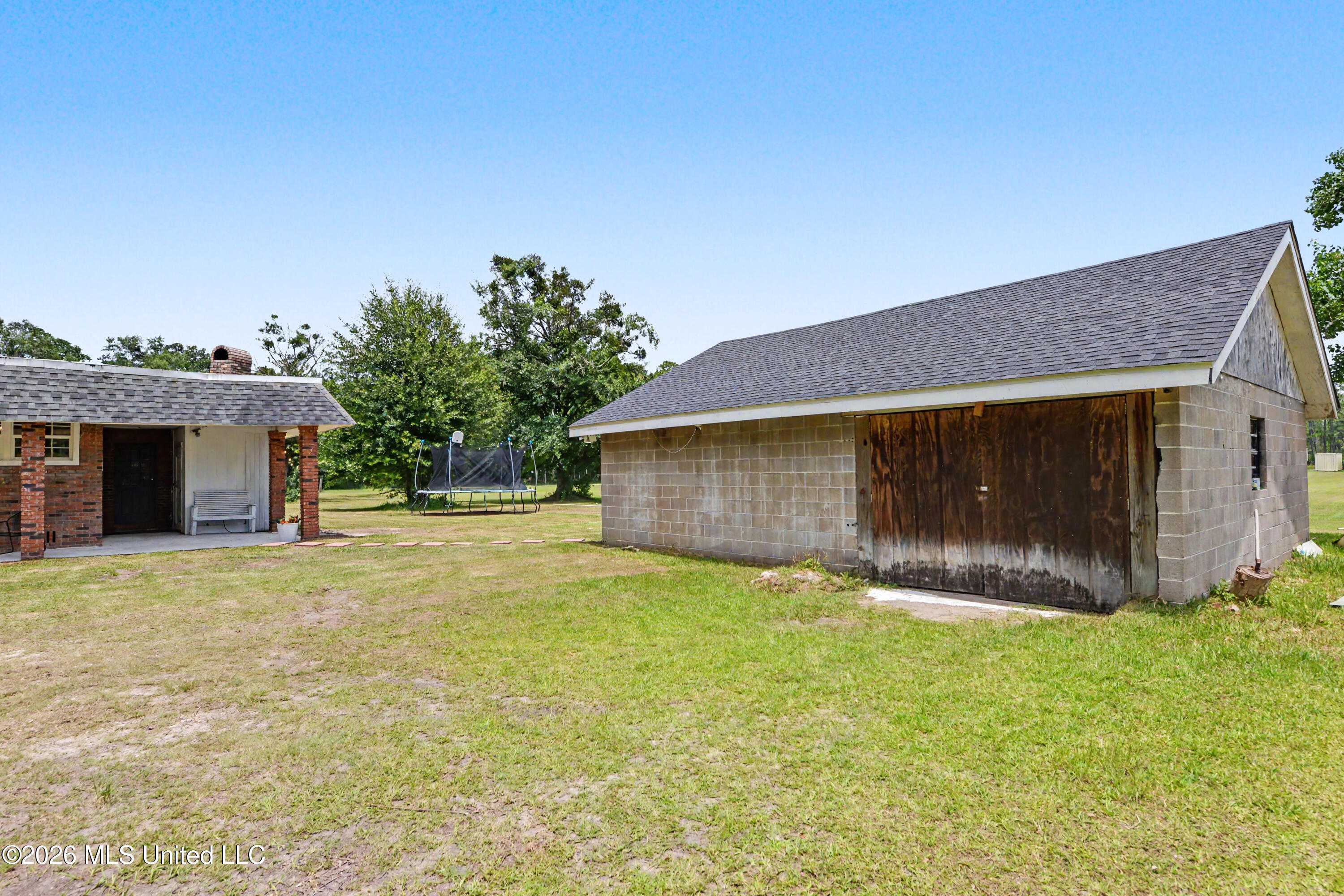 7374 Thompson Road Long Beach, MS 39560 - Photo 21 of 25 019