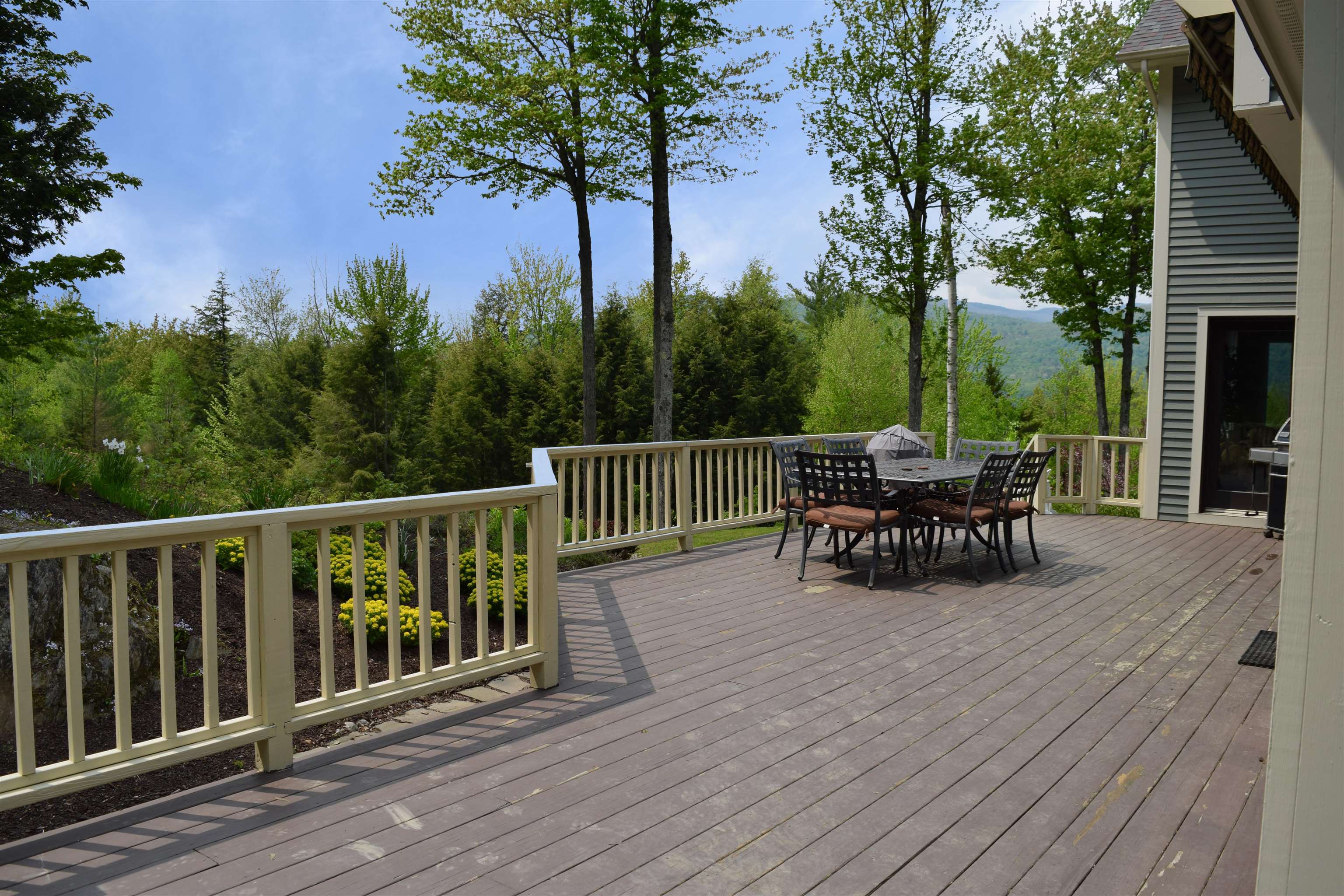 234 North Pinnacle Ridge Road Waterbury, VT 05676 - Photo 33 of 40
