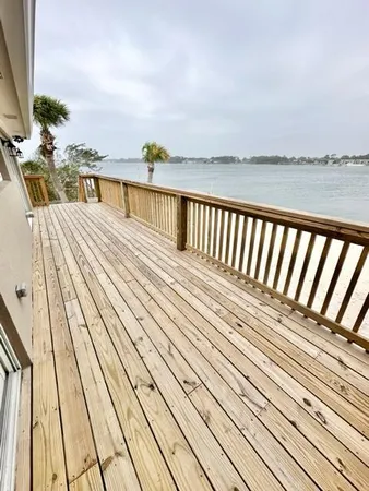 $6,500 | 910 Santa Rosa Boulevard, Fort Walton Beach, FL 32548