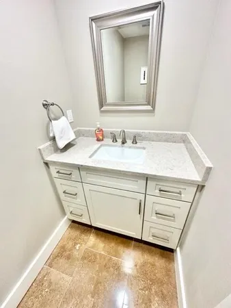 $6,500 | 910 Santa Rosa Boulevard, Fort Walton Beach, FL 32548