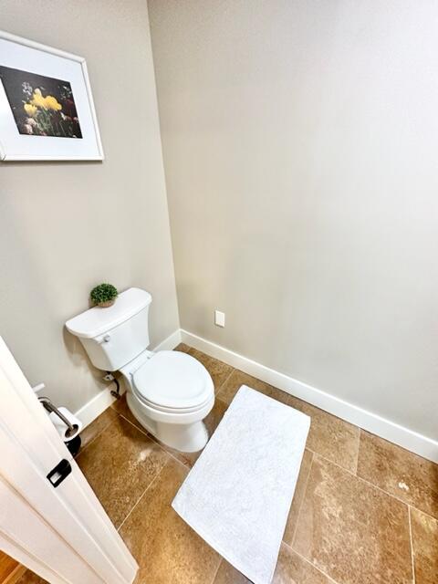 910 Santa Rosa Boulevard Fort Walton Beach, FL 32548 - Photo 24 of 68 Master bathroom