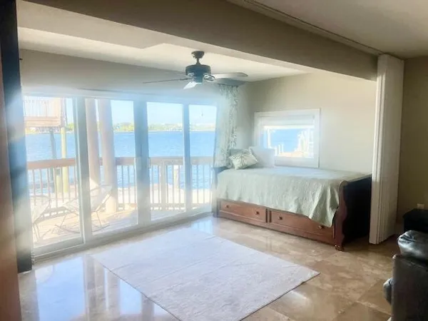 $6,500 | 910 Santa Rosa Boulevard, Fort Walton Beach, FL 32548