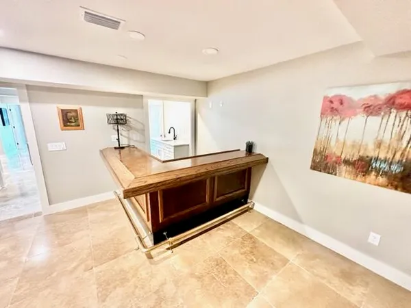 $6,500 | 910 Santa Rosa Boulevard, Fort Walton Beach, FL 32548