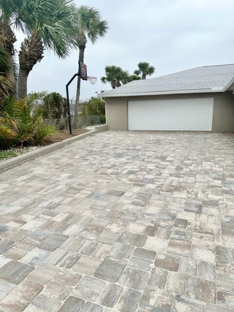 910 Santa Rosa Boulevard Fort Walton Beach, FL 32548 - Photo 65 of 68 Oversized driveway