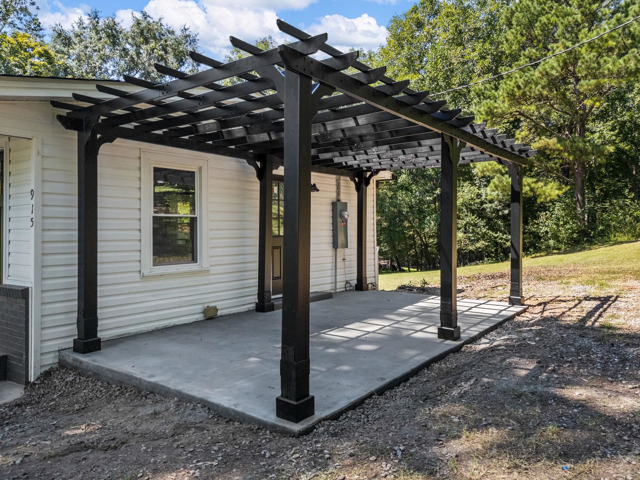 915 Old Melvin Hill Road Campobello, SC 29322 - Photo 3 of 41 Gallery Image 3