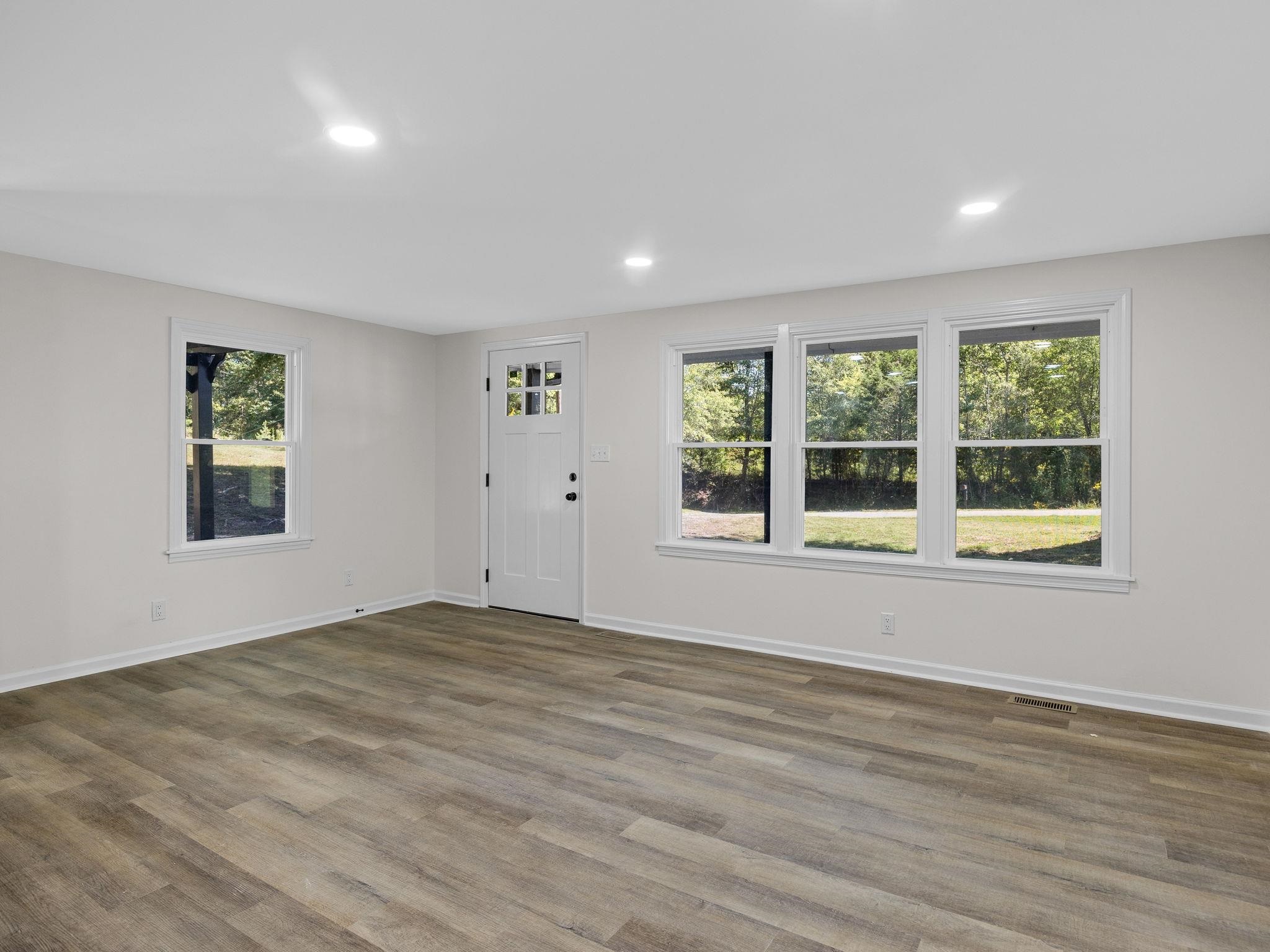 915 Old Melvin Hill Road Campobello, SC 29322 - Photo 7 of 41 Gallery Image 7