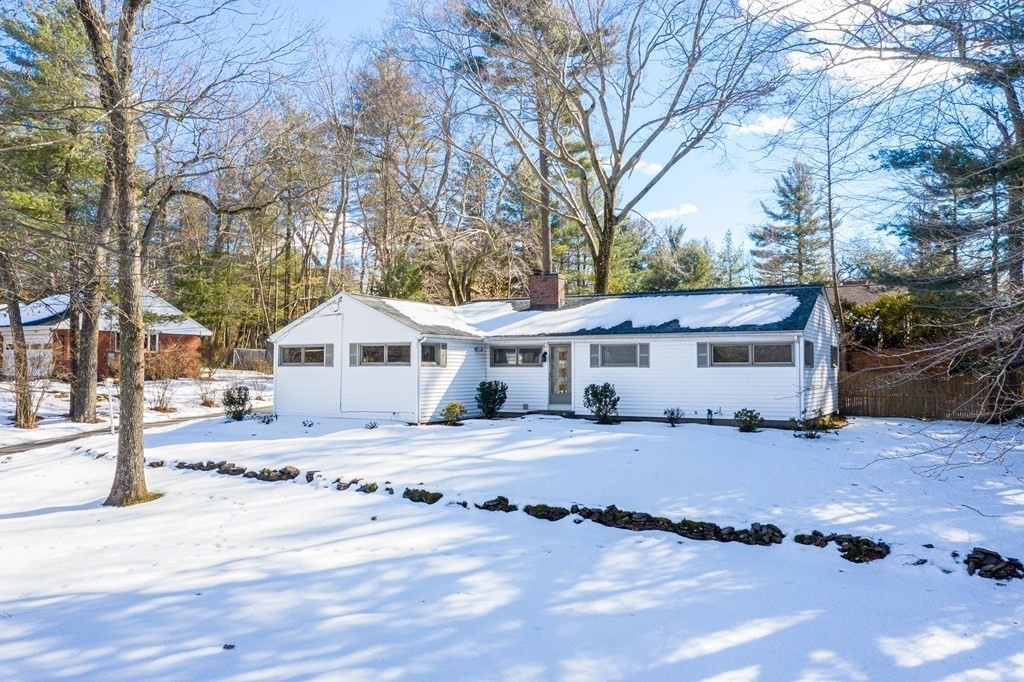 373 Williams Street Longmeadow, MA 01106 - Photo 1 of 34