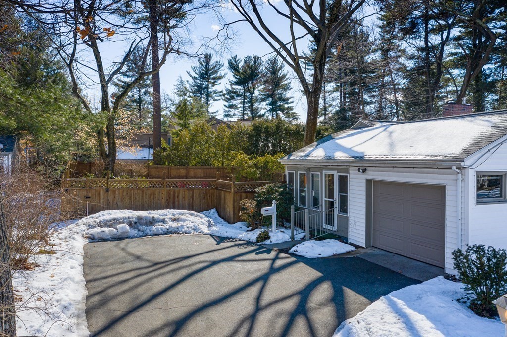 373 Williams Street Longmeadow, MA 01106 - Photo 28 of 34