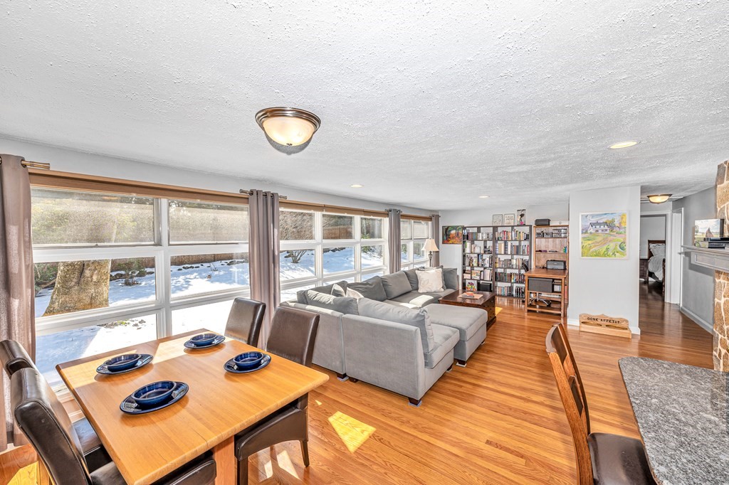 373 Williams Street Longmeadow, MA 01106 - Photo 10 of 34